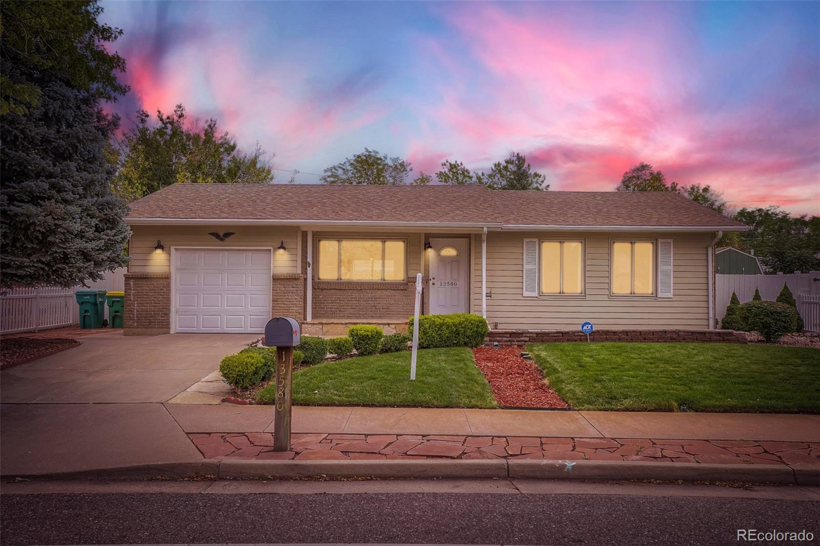 13580 E Exposition Ave, Aurora, CO 80012