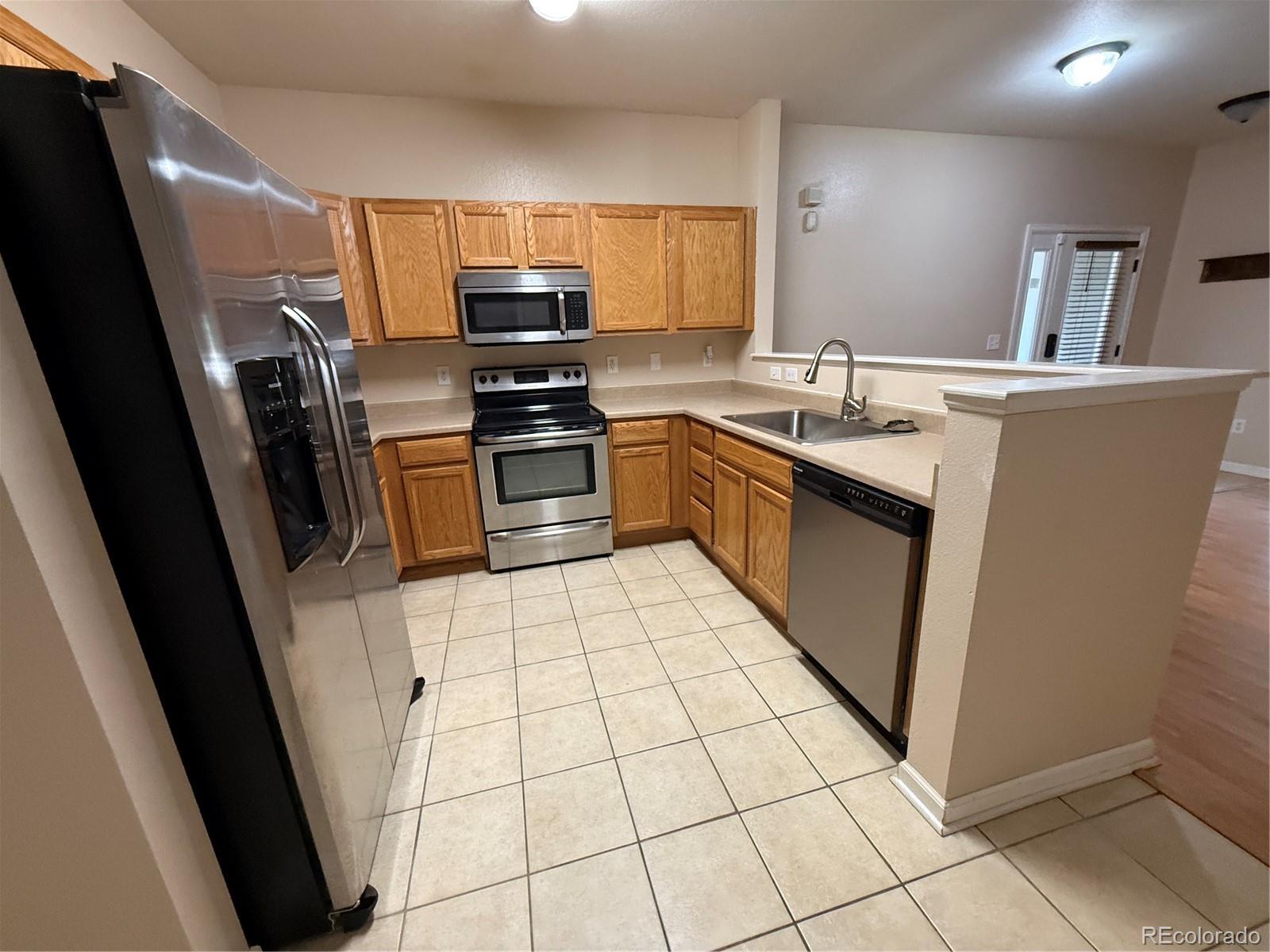 18681 E Water Dr #B, Aurora, CO 80013