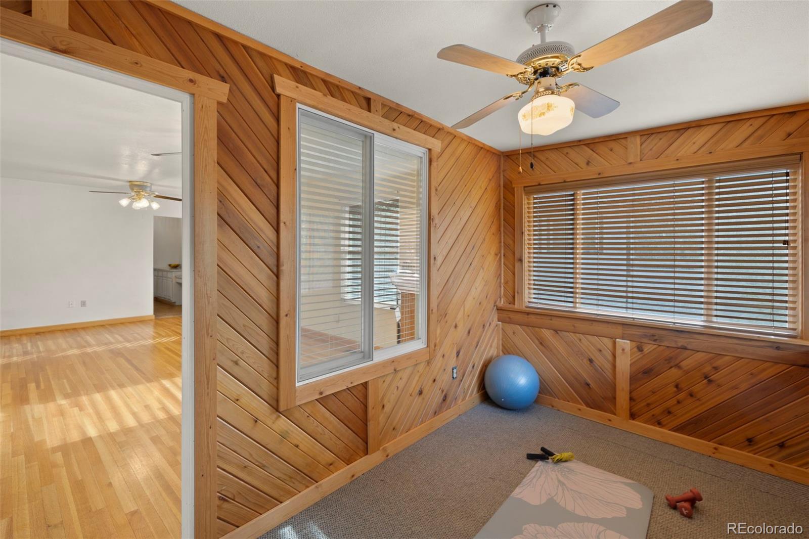 229 E Washington St, Colorado Springs, CO 80907
