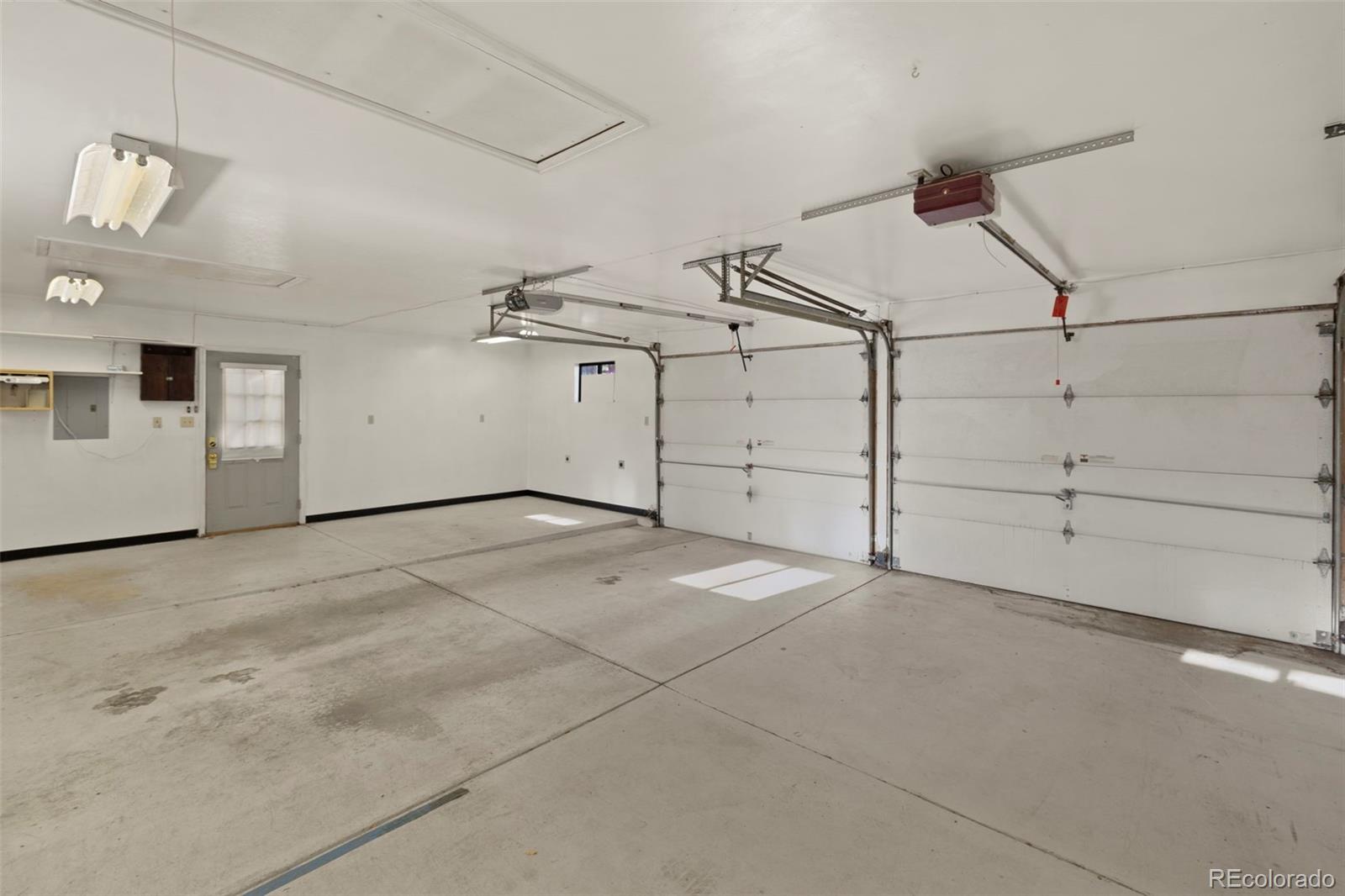 229 E Washington St, Colorado Springs, CO 80907