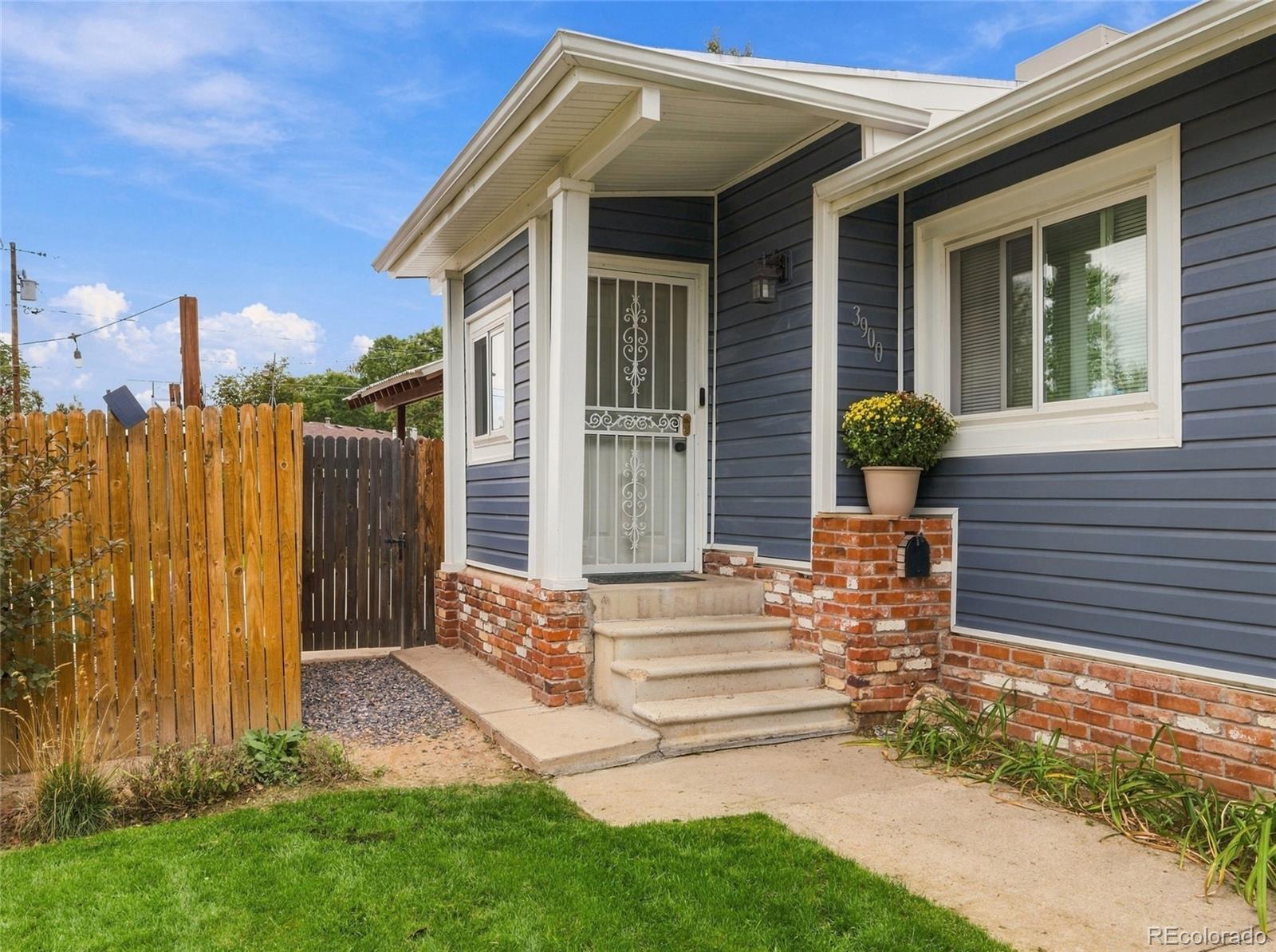 3900 S Sherman St, Englewood, CO 80113