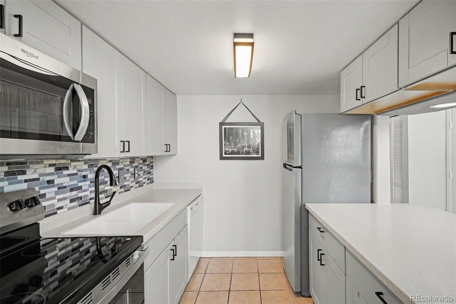3343 S Monaco Street Pw #C, Denver, CO 80222