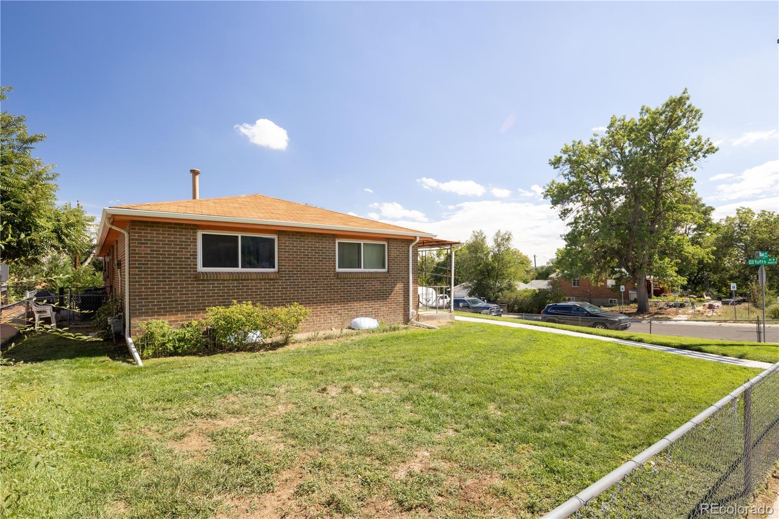 3553 W Tufts Ave, Englewood, CO 80110