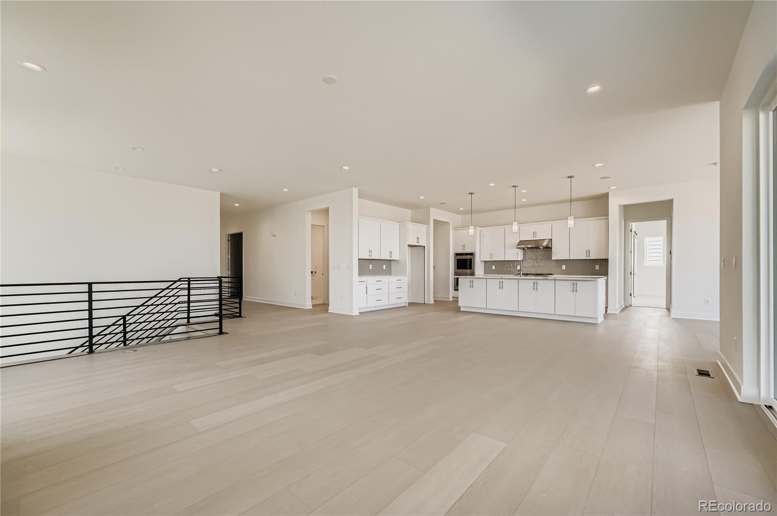 8134 S Bersshine St, Aurora, CO 80016