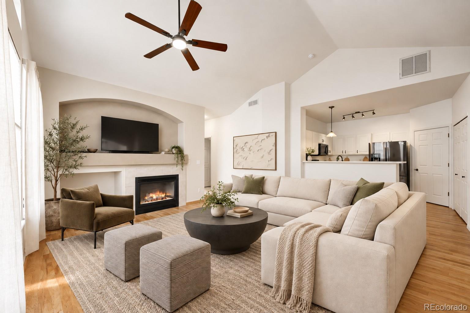 8527 S Upham Way, Littleton, CO 80128