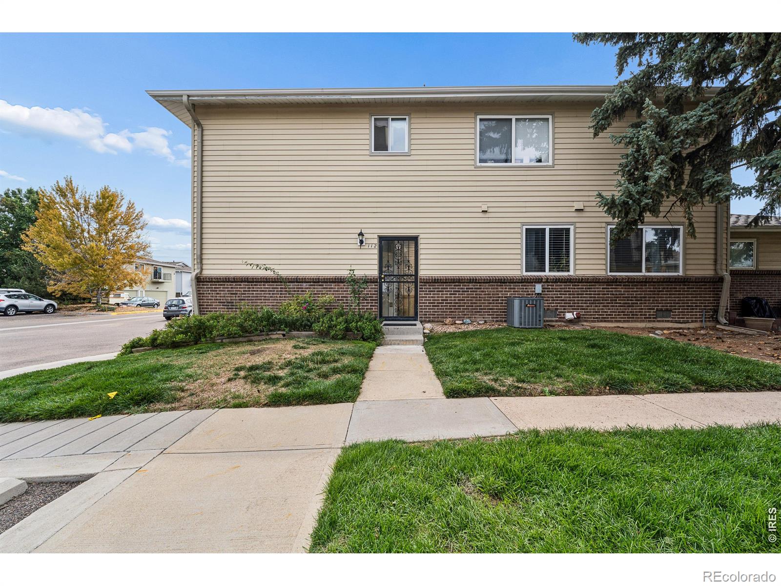 3351 S Field St, Lakewood, CO 80227