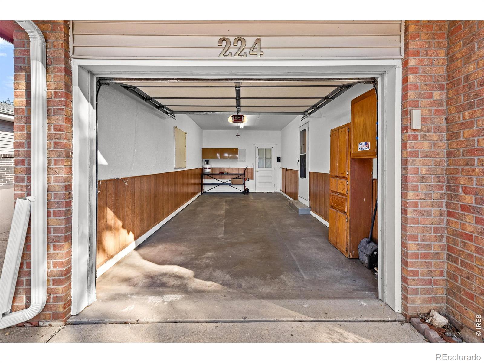 224 S 5th St, La Salle, CO 80645