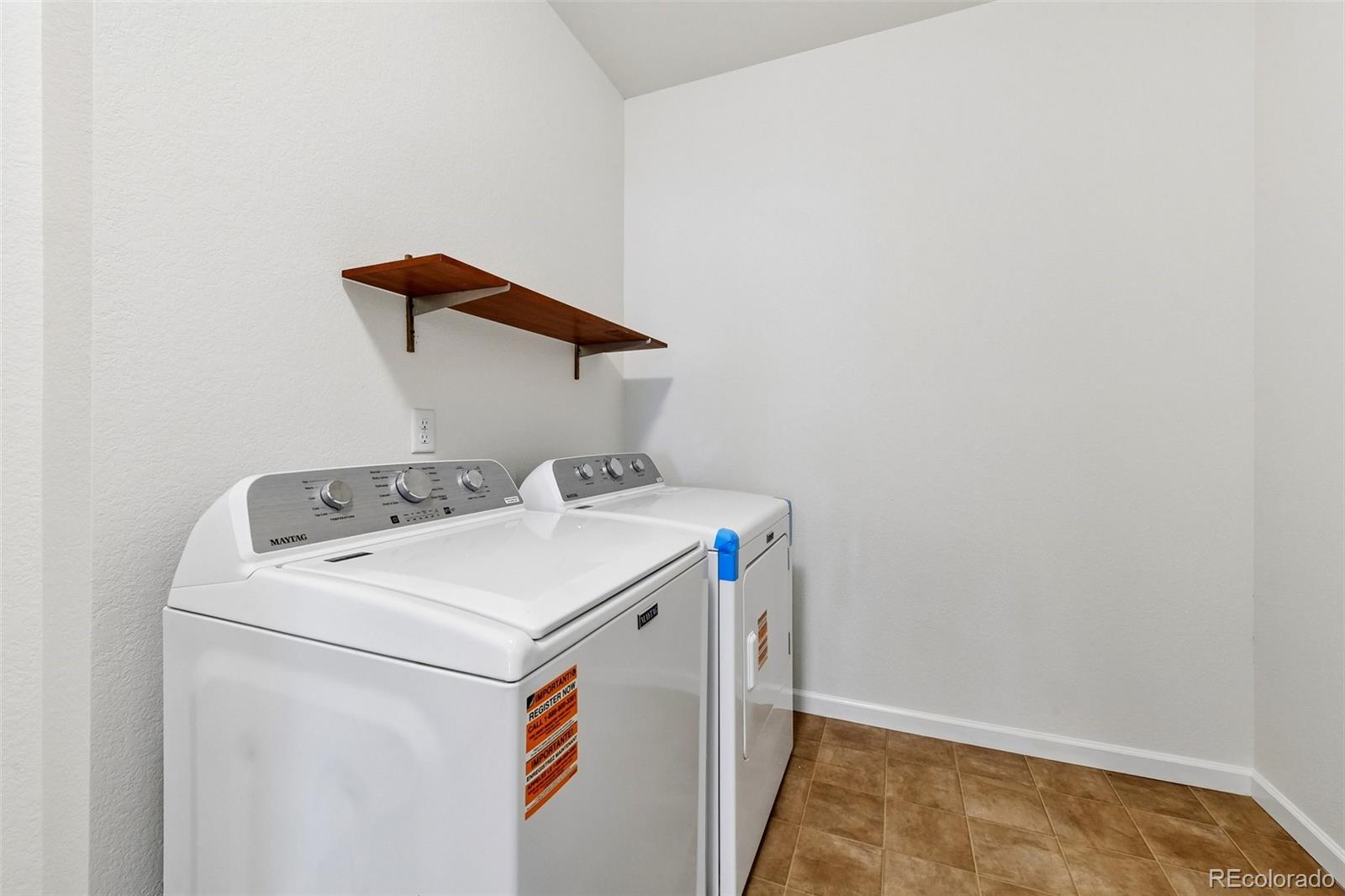 1928 S Flanders Way #D, Aurora, CO 80013