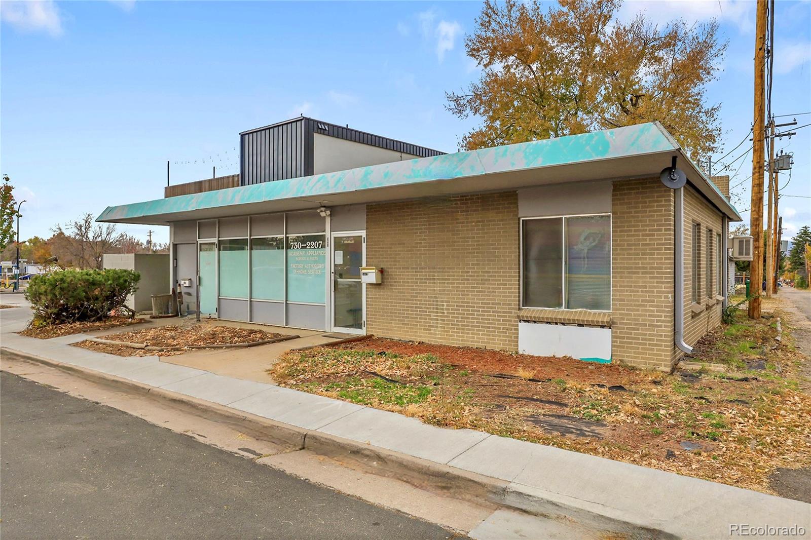 5687 S Foresthill St, Littleton, CO 80120