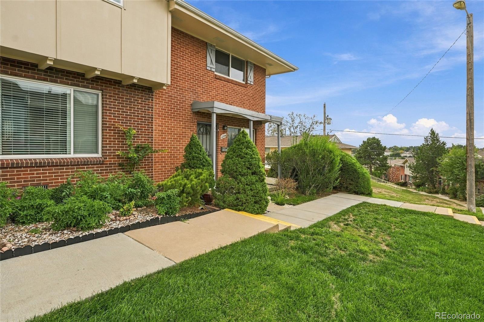 1224 W 88th Ave, Thornton, CO 80260
