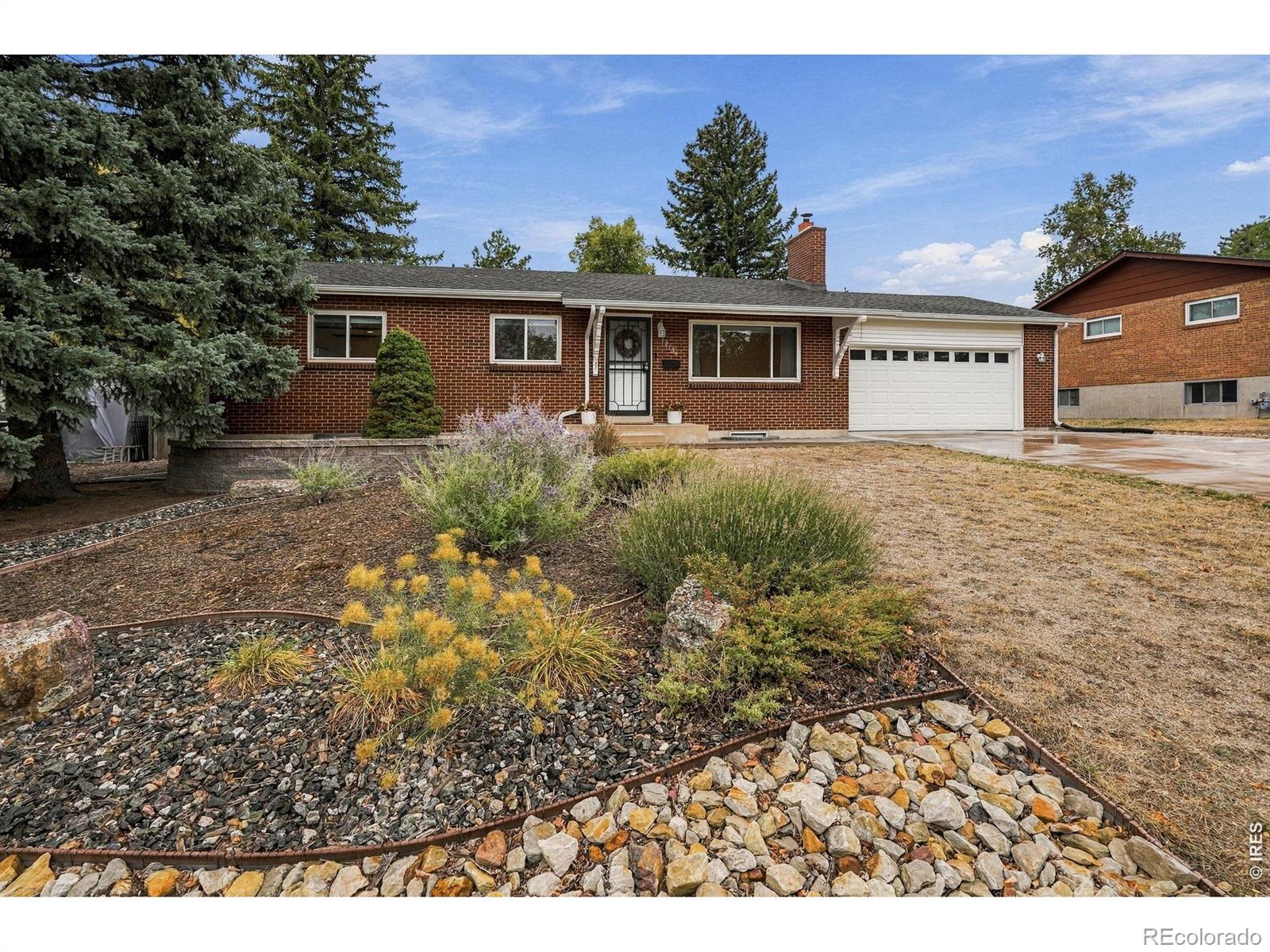 12154 W Maryland Dr, Lakewood, CO 80228
