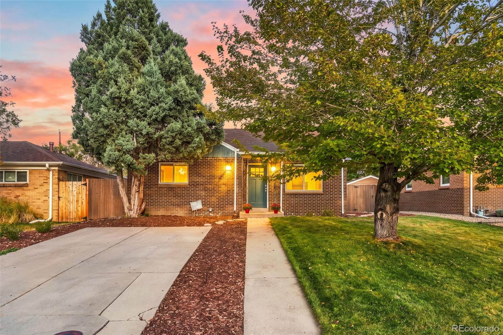 3030 Newport St, Denver, CO 80207