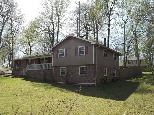 508 Maplewood Dr, Greenbrier, TN 37073