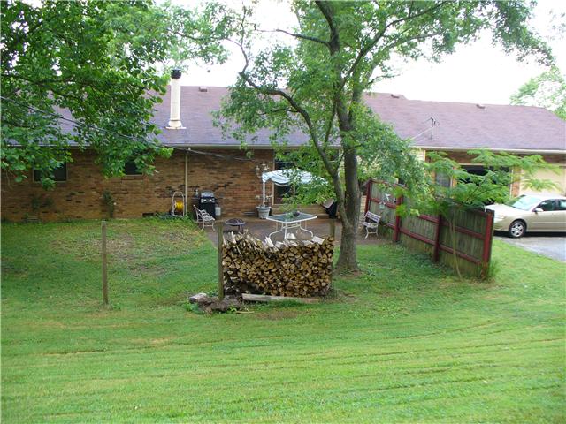 406 Highland Heights Dr, Goodlettsville, TN 37072