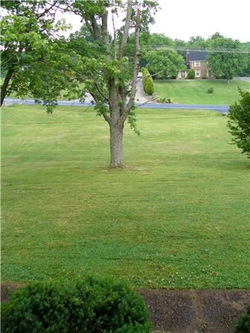 406 Highland Heights Dr, Goodlettsville, TN 37072