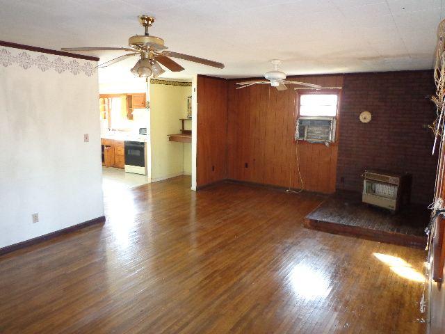 3046 Slayden Marion Rd, Cumberland Furnace, TN 37051