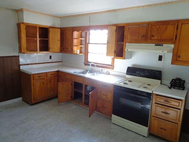 3046 Slayden Marion Rd, Cumberland Furnace, TN 37051