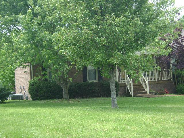 7303 Clearview Dr, Fairview, TN 37062