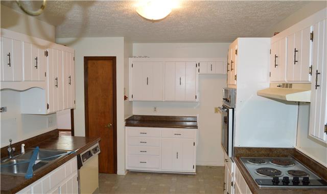 2038 Woodruff Ave, Greenbrier, TN 37073