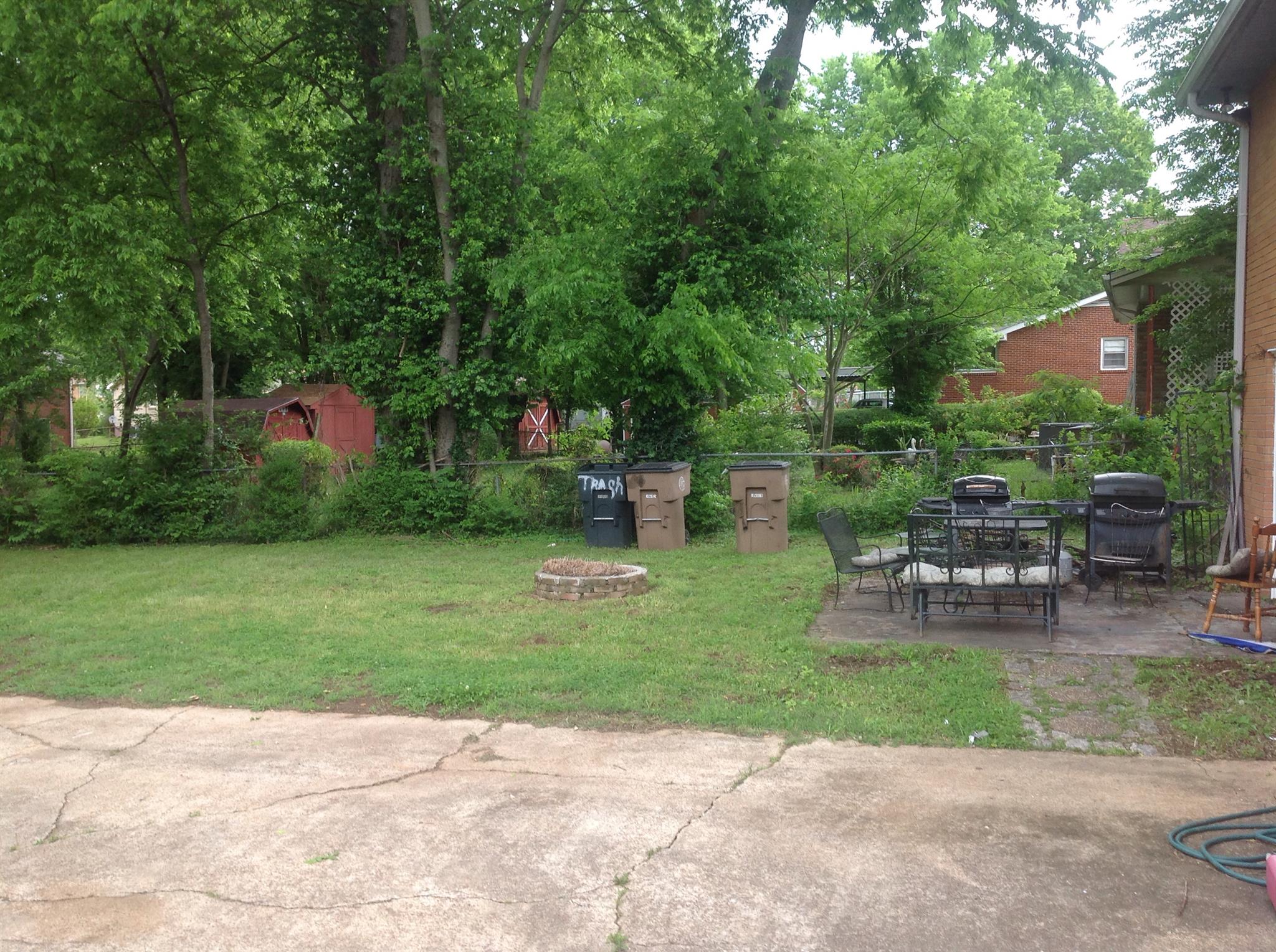 742 Work Dr, Nashville, TN 37207