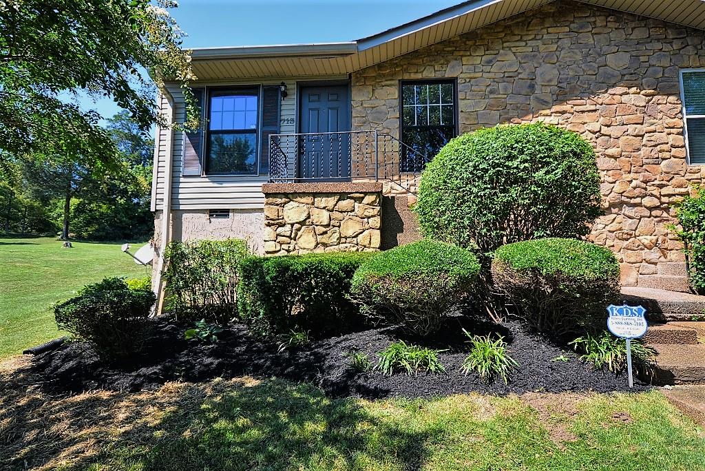 713 Apple Ct, Nashville, TN 37211