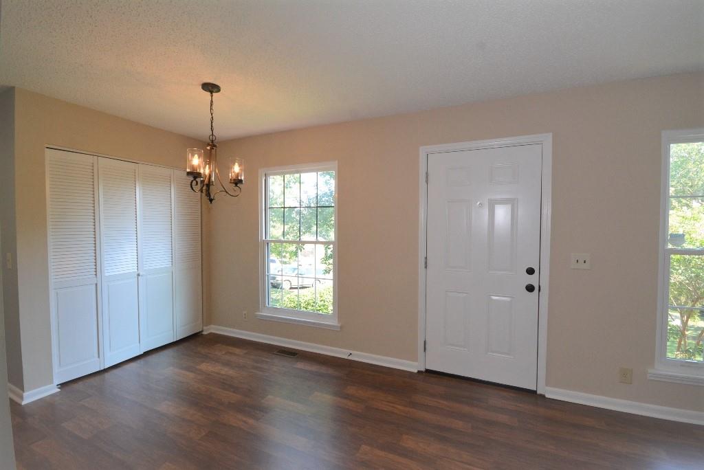 713 Apple Ct, Nashville, TN 37211