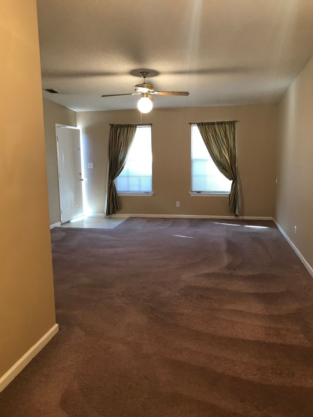 2584 Concord Ct, Murfreesboro, TN 37130