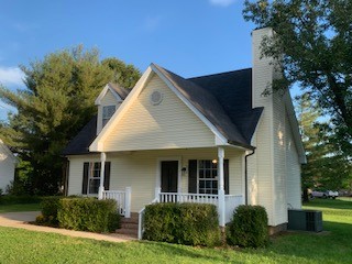 231 E Morris Dr, Gallatin, TN 37066