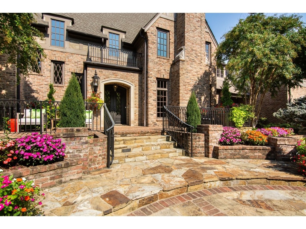 1612 Whispering Hills Dr, Franklin, TN 37069