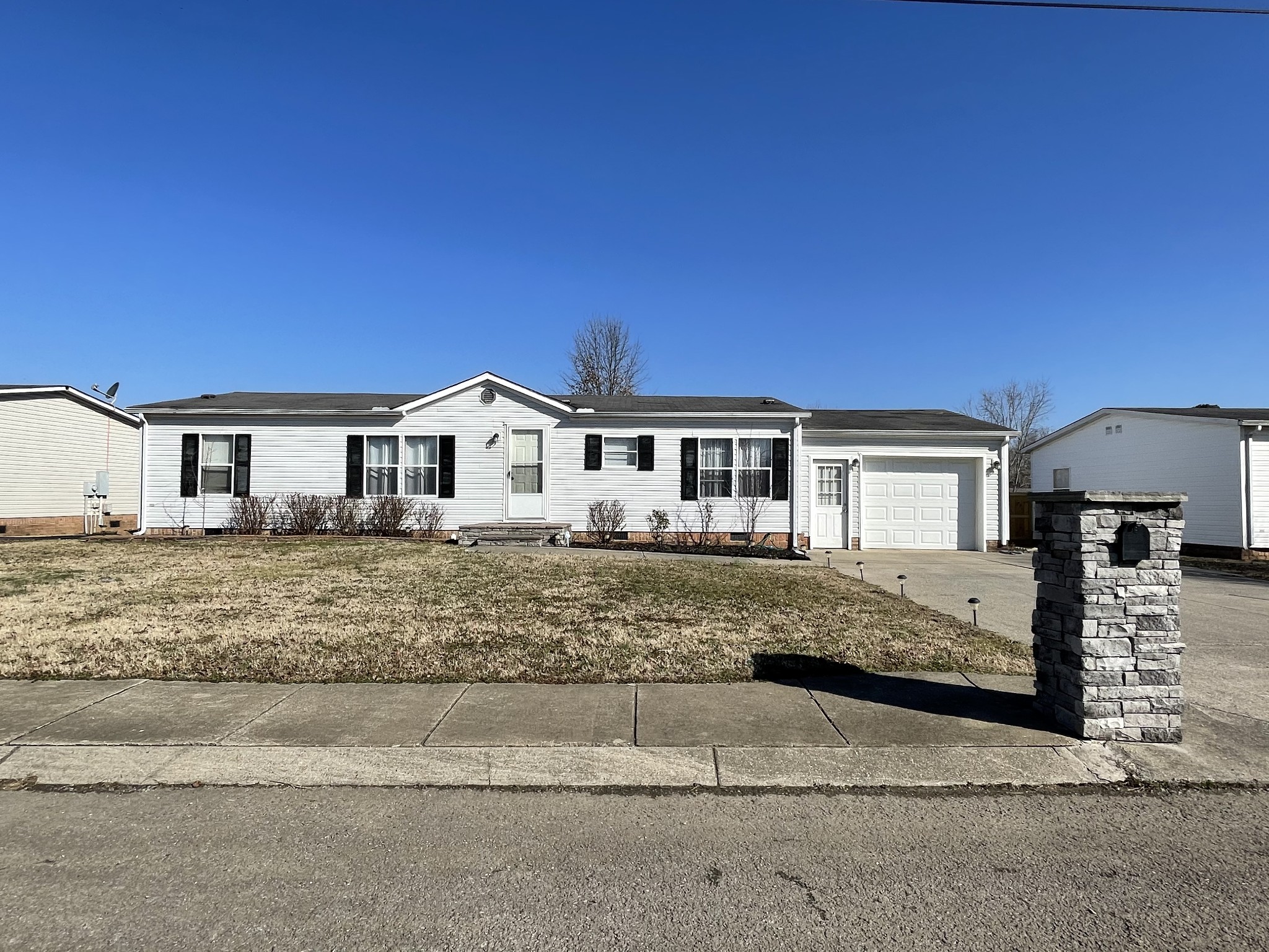 118 Shawn Dr, Gallatin, TN 37066