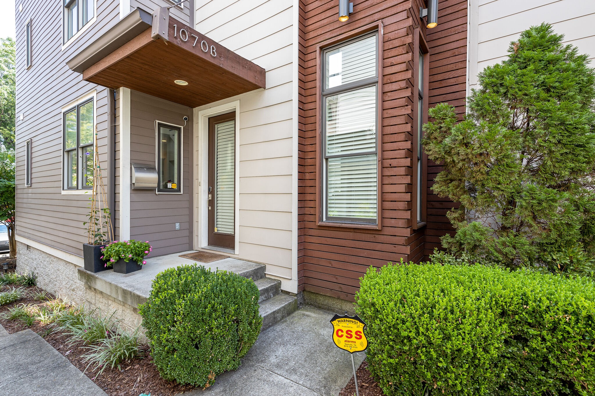 1070B 2nd Ave S, Nashville, TN 37210