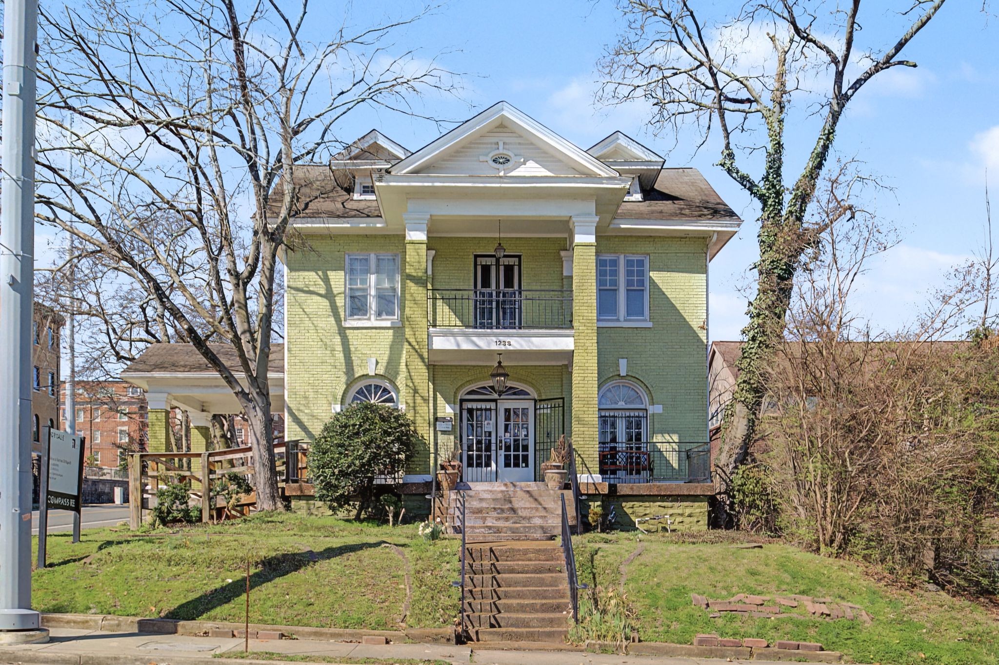 1233 17th Ave S, Nashville, TN 37212