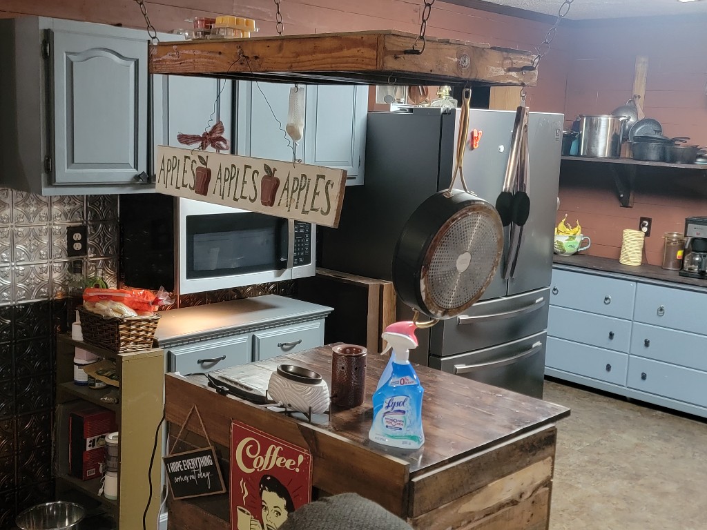 2900 Ridge Rd, Cedar Hill, TN 37032