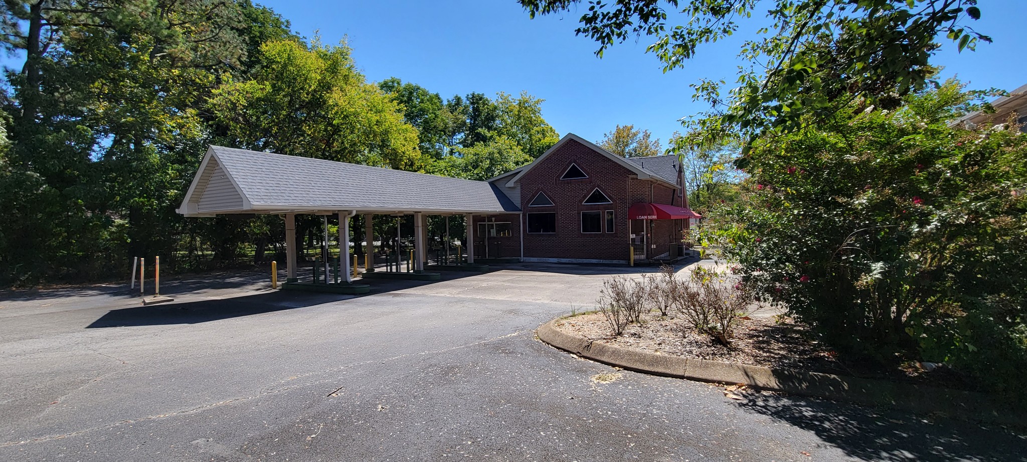 2416 Memorial Blvd, Springfield, TN 37172