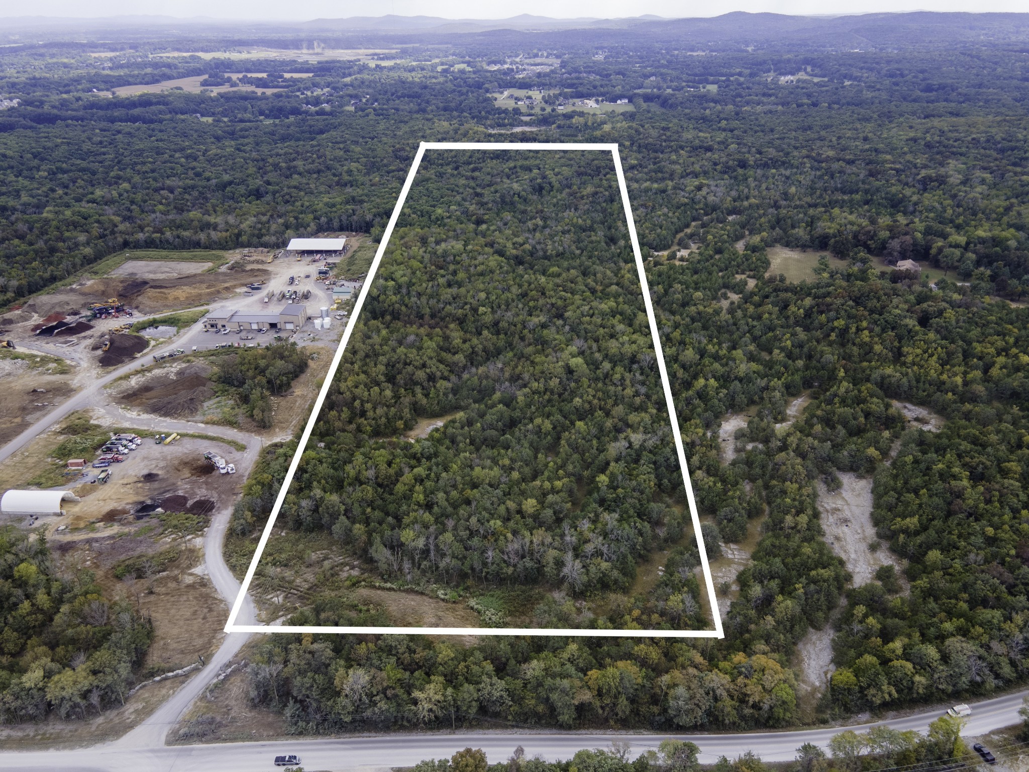5925 Burnt Knob Rd, Murfreesboro, TN 37129