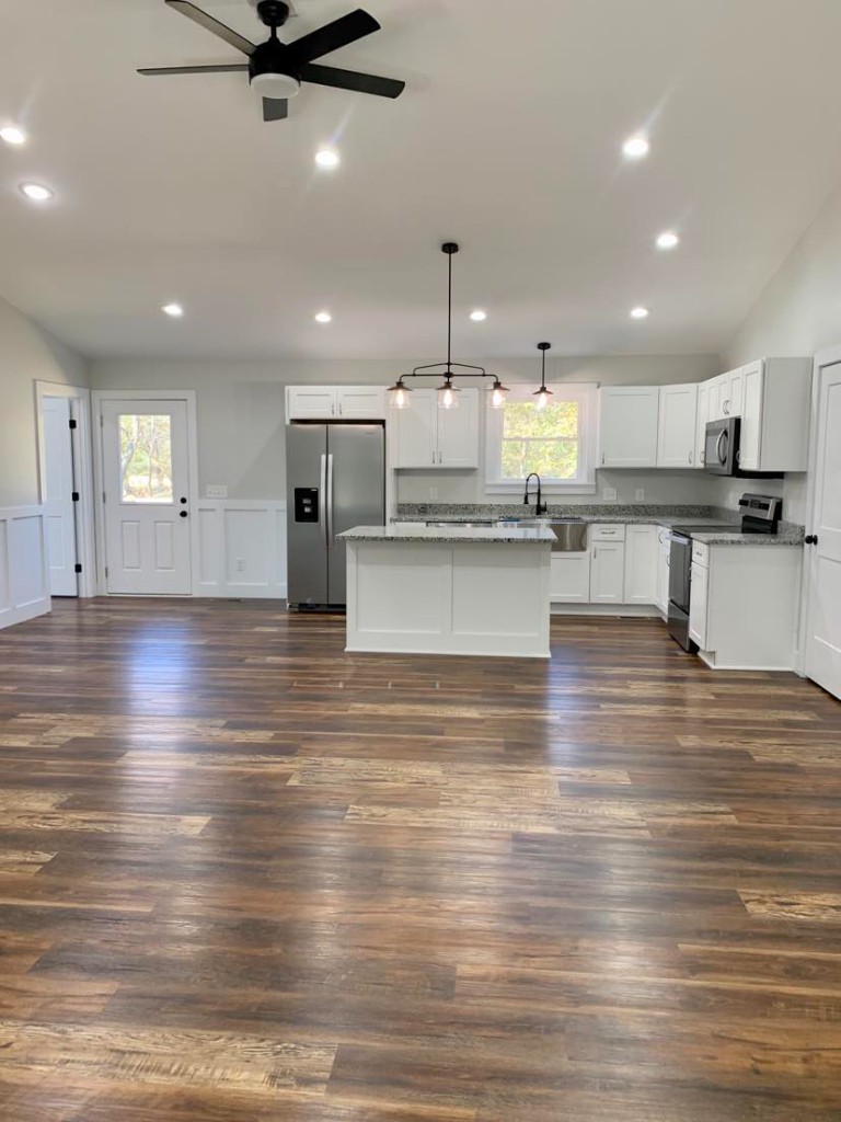 136 Hogans Creek Rd, Carthage, TN 37030