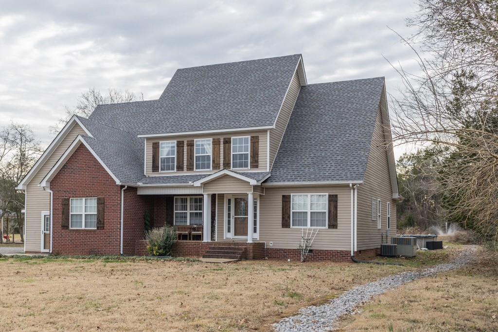 7850 Midland Rd, Christiana, TN 37037