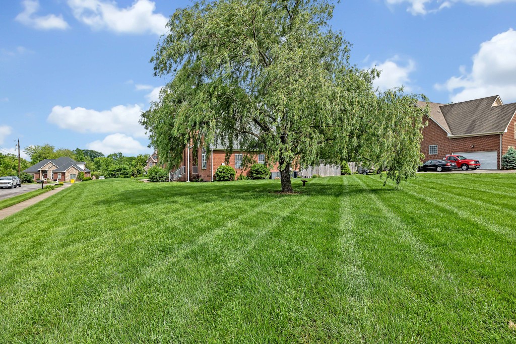 7302 Hudgins Ct, Fairview, TN 37062