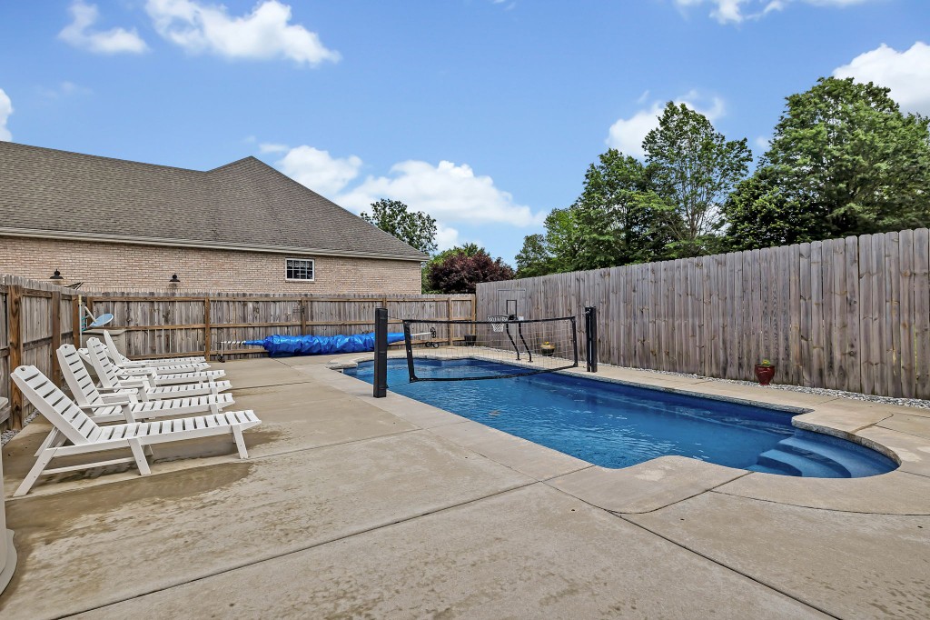 7302 Hudgins Ct, Fairview, TN 37062
