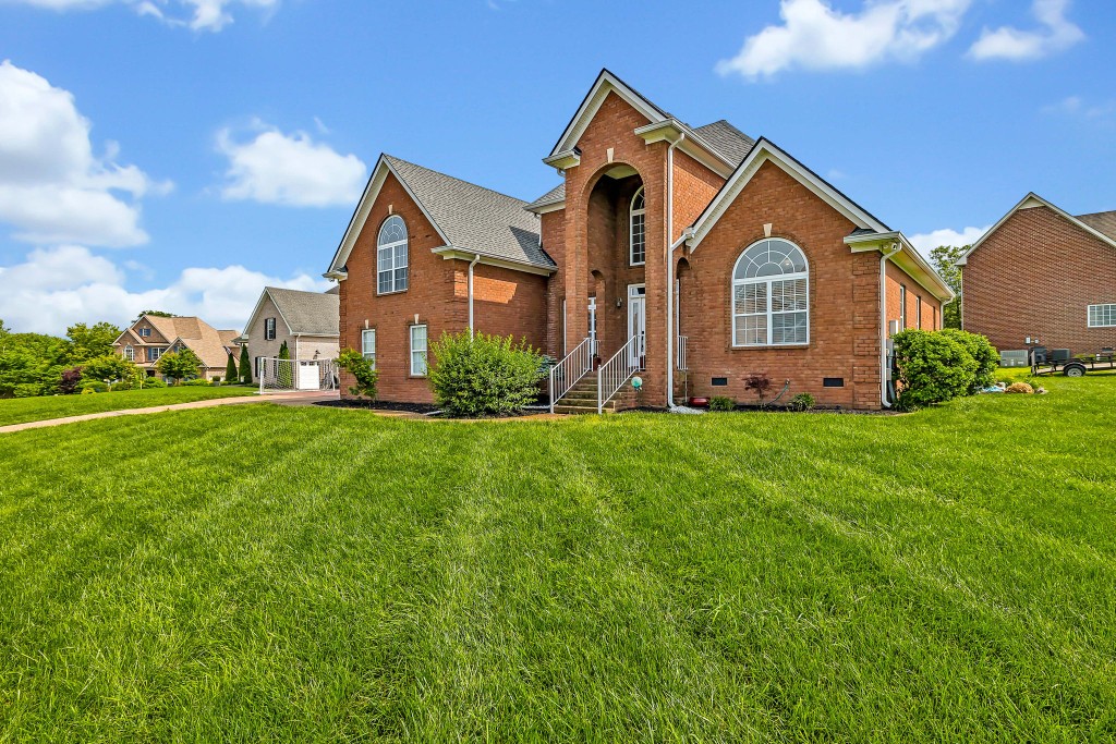 7302 Hudgins Ct, Fairview, TN 37062