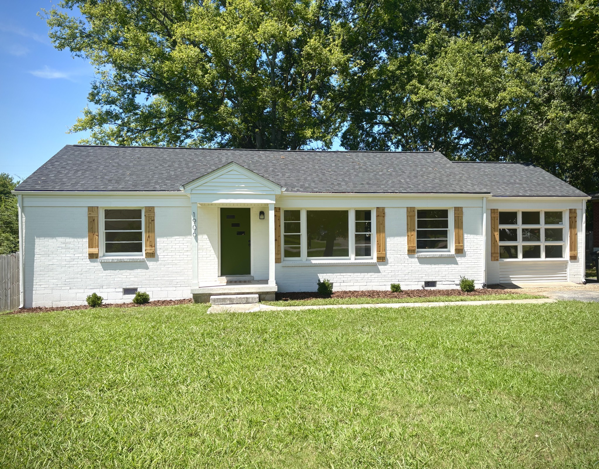 1906 Wedgewood Dr, Columbia, TN 38401