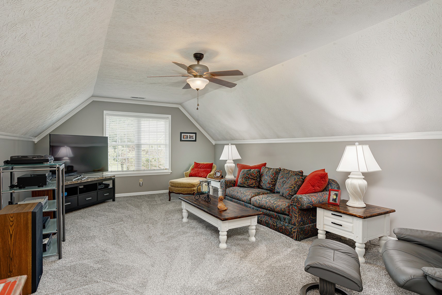 129 Baldridge Dr, Cottontown, TN 37048
