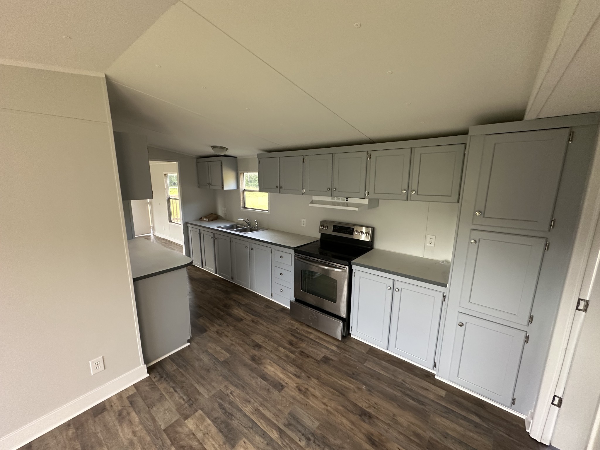 12 Young Rd, Buffalo Valley, TN 38548