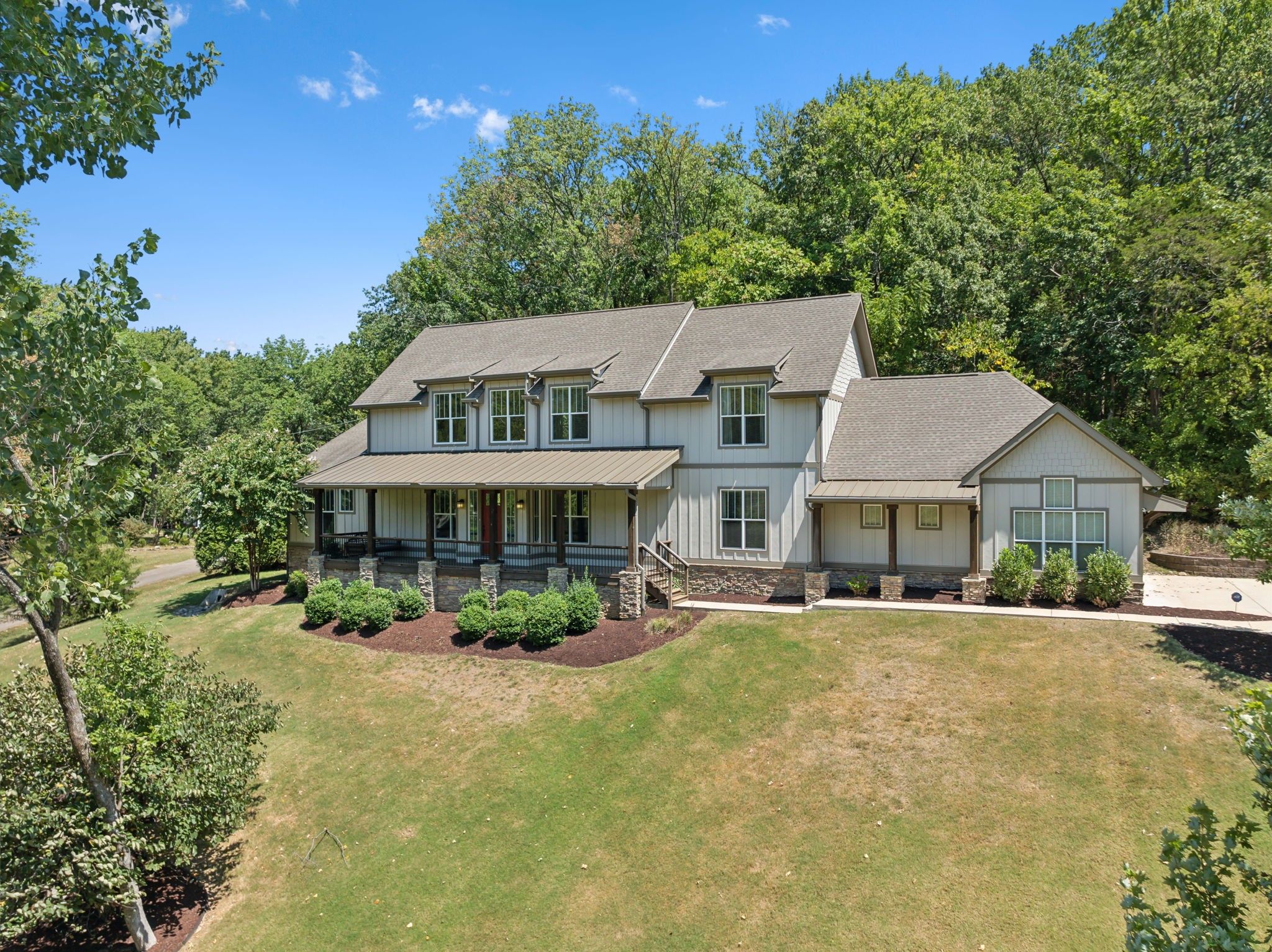 5345 Forest Acres Dr, Nashville, TN 37220