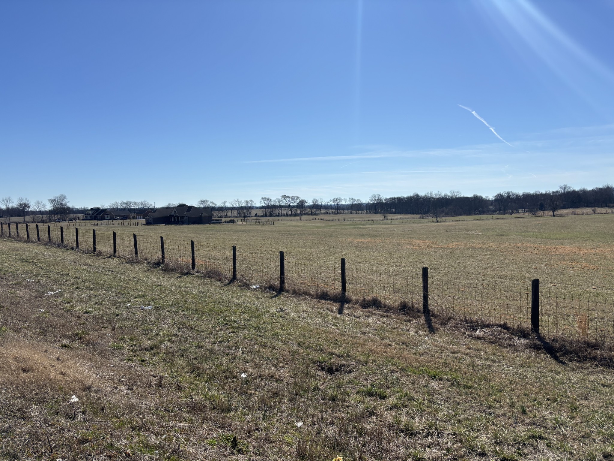 1714 Hartsville Pike, Gallatin, TN 37066