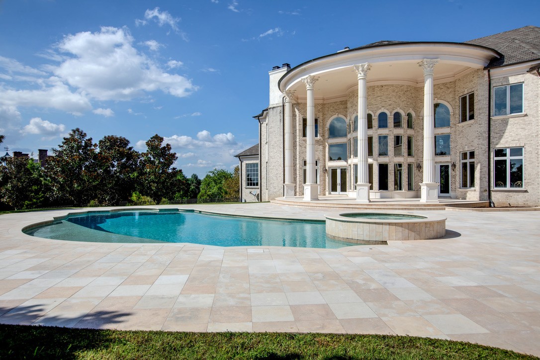 2423 Hidden River Ln, Franklin, TN 37069