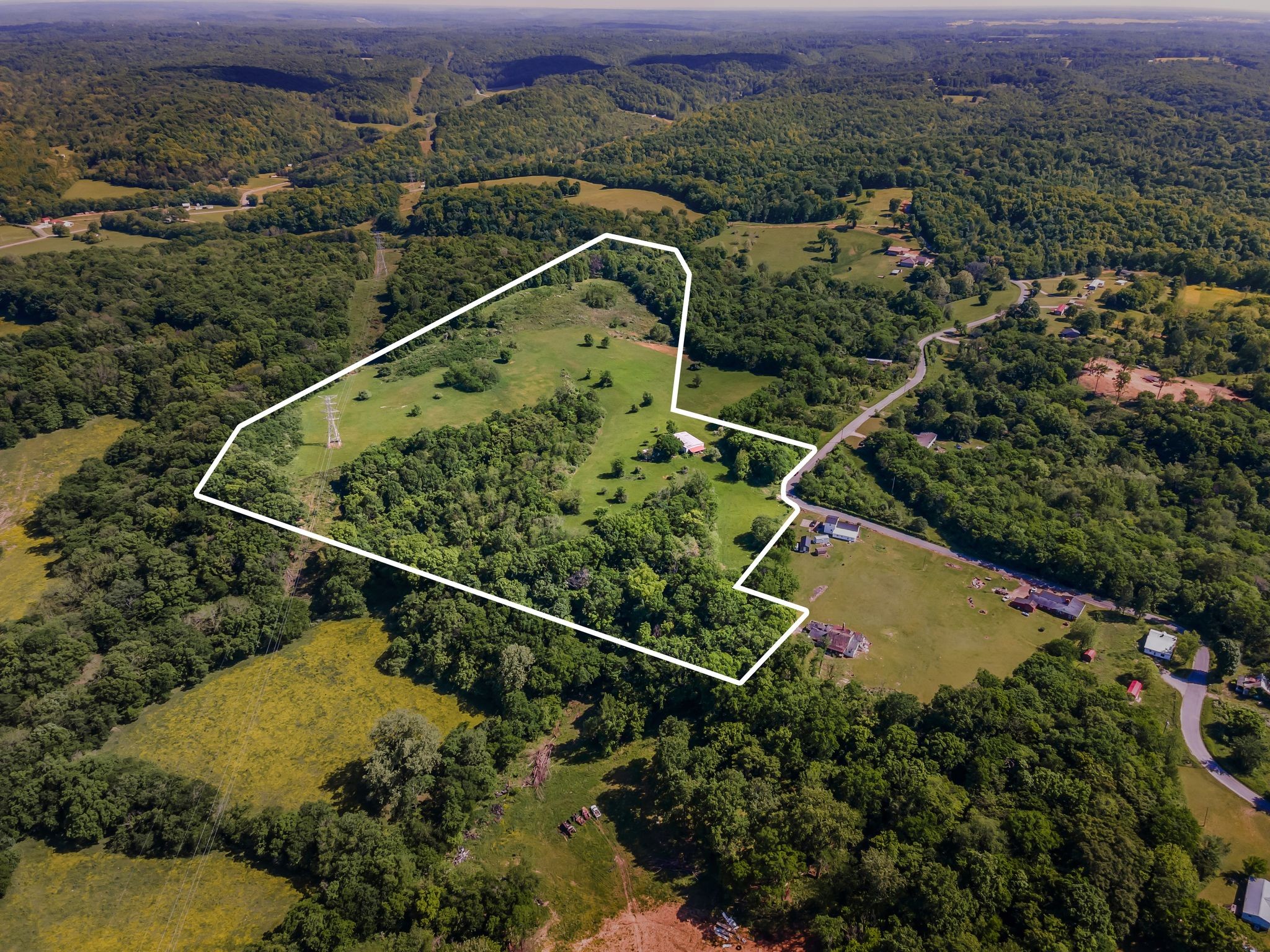 8475 Crawley Hill Rd, Mount Pleasant, TN 38474