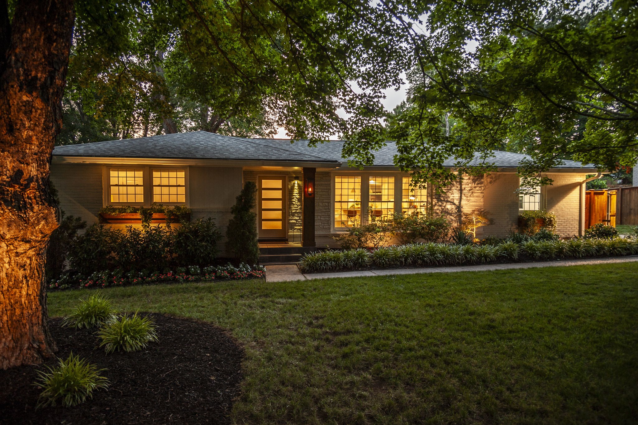 5007 Manuel Dr, Nashville, TN 37211