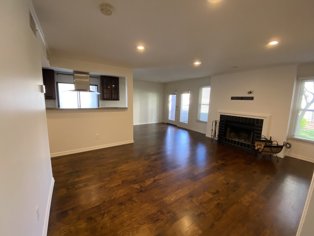 204 Hillsboro Pl, Nashville, TN 37215