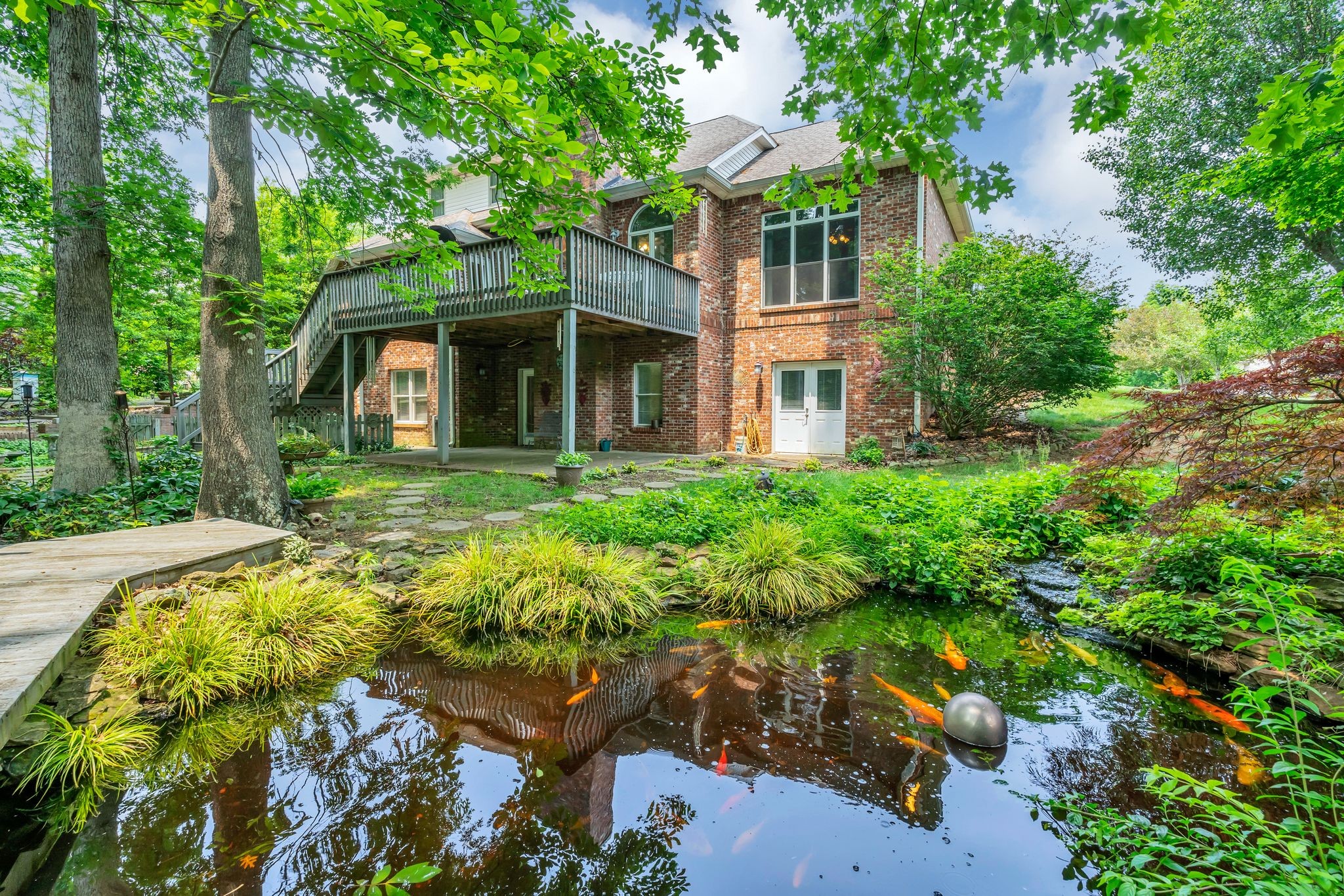 4090 Ironwood Dr, Greenbrier, TN 37073